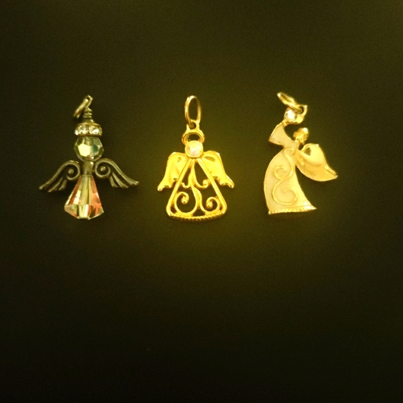 Mini lot of Angel Charms